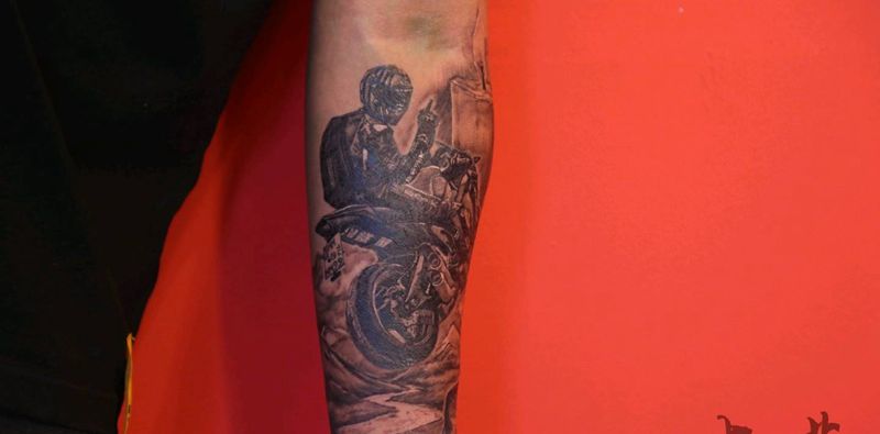 写实花臂未完成纹身图片_手臂欧美写实纹身图案