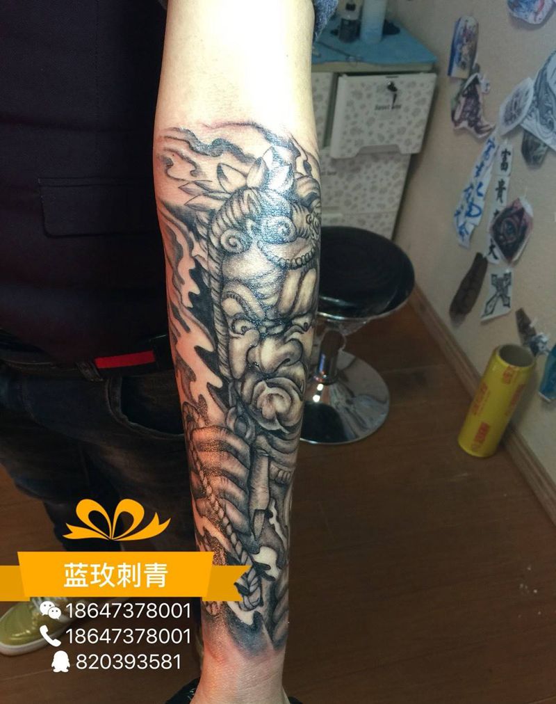 覆盖烟疤纹身图片