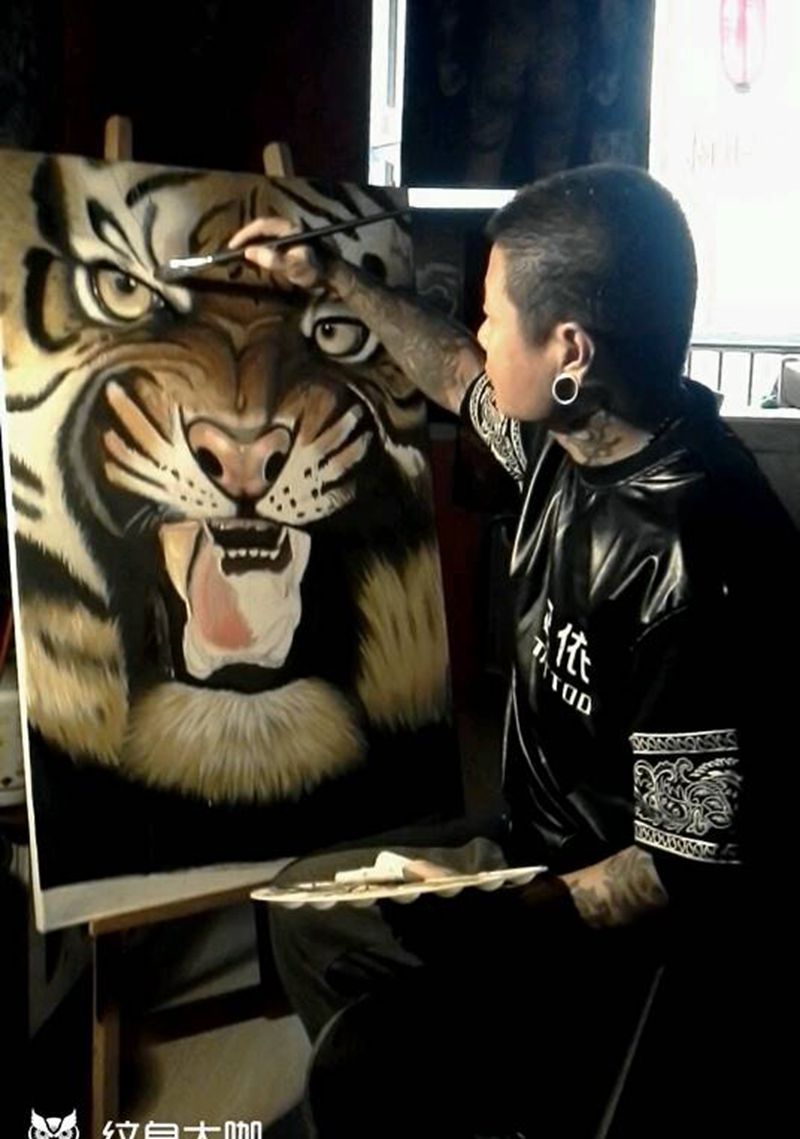 写实虎头～纹身图片_写实动物巴依纹身专业纹身手稿纹身图案