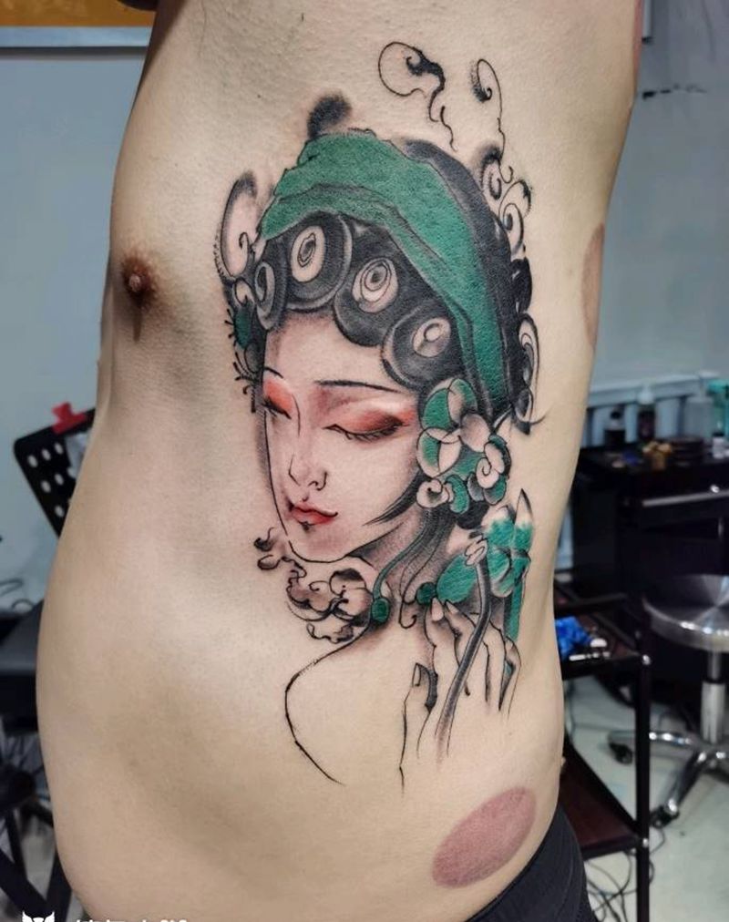 水墨花旦纹身图片_腰部水墨中国风花旦纹身图案