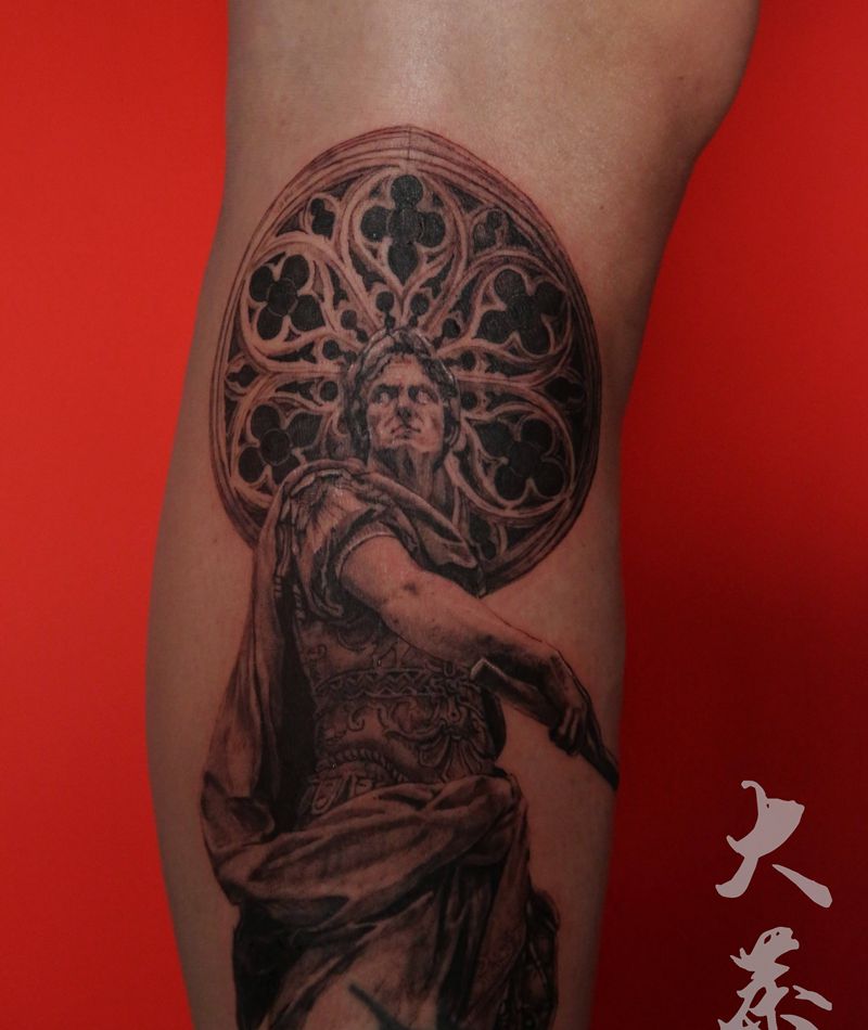 凯撒大帝纹身图片_腿部欧美写实纹身图案