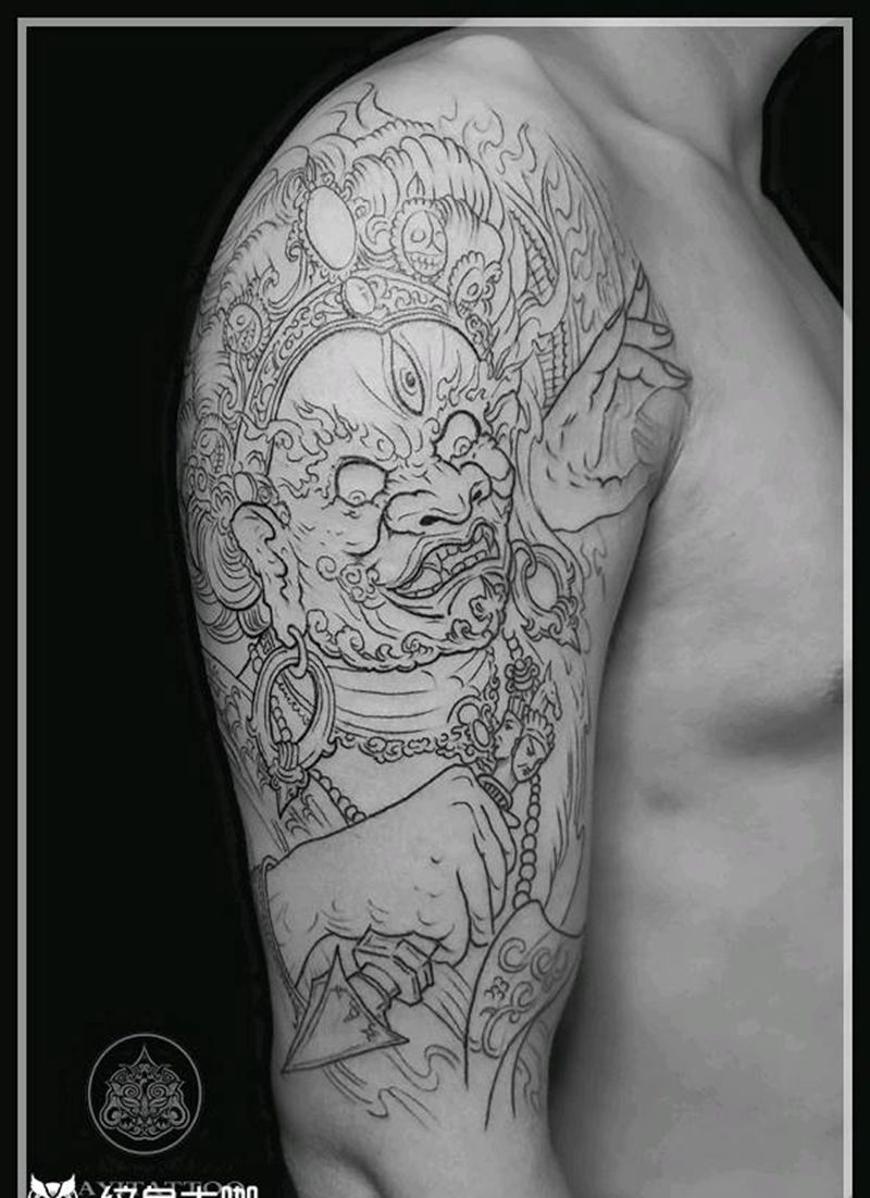 大黑天→割线完成纹身图片_手臂新传统大黑天纹身图案
