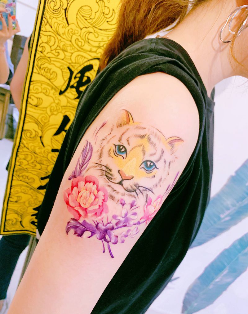 小老虎纹身图片_手臂水彩纹身图案