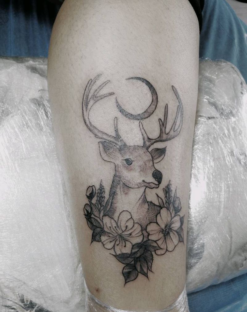 鹿纹身图片_腿部纹身图案