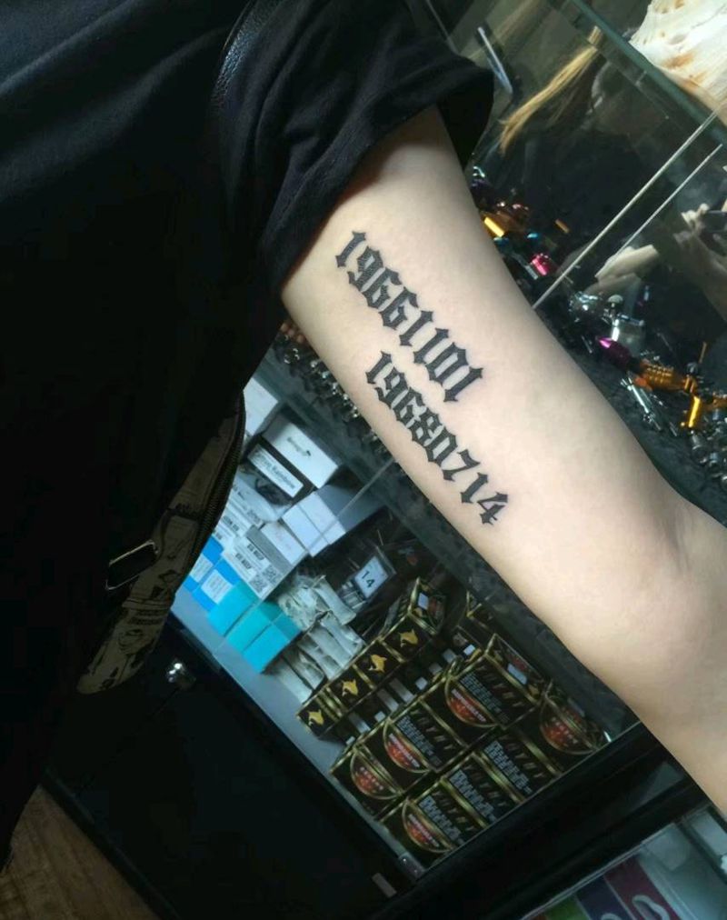 罗马数字，补发纹身图片_手臂纹身图案