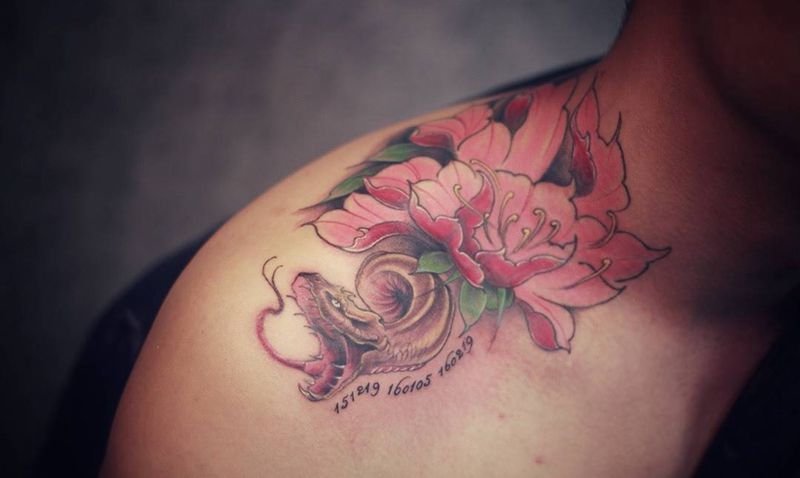 蛇 牡丹纹身图片