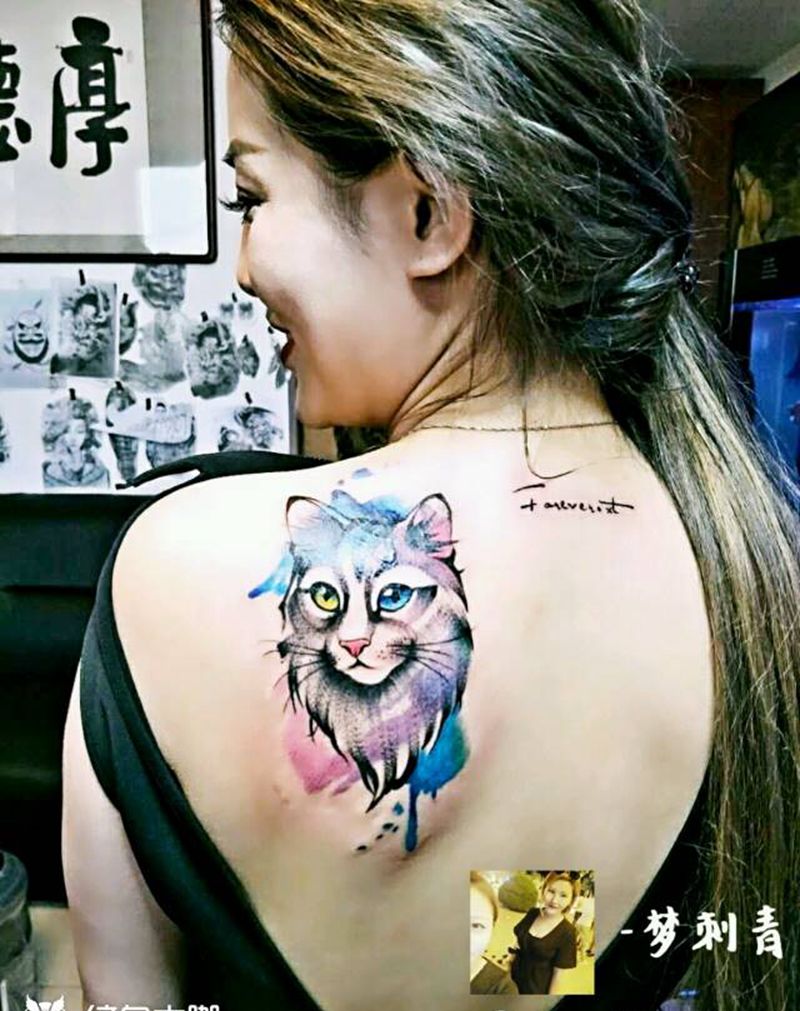 女神最爱纹身图片_肩部手臂欧美肖像清新写实动物成品纹身图案