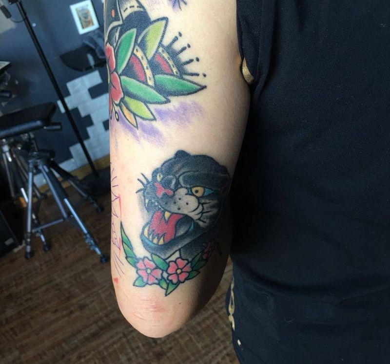 豹子纹身图片_成品手臂欧美动物纹身图案