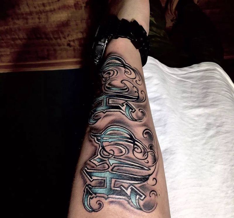 其卡诺字母纹身图片