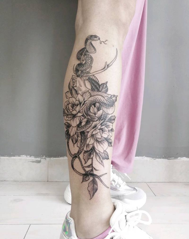 小腿素花纹身图片_腿部素花鹿蛇纹身图案