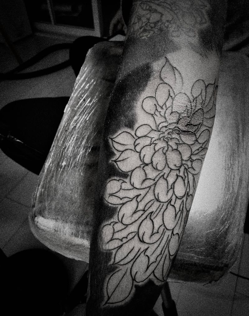 菊花纹身图片_手臂纹身图案