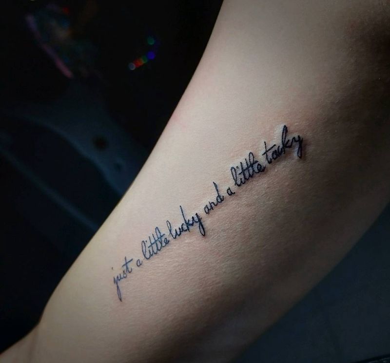 英文纹身图片_手臂花体字纹身图案