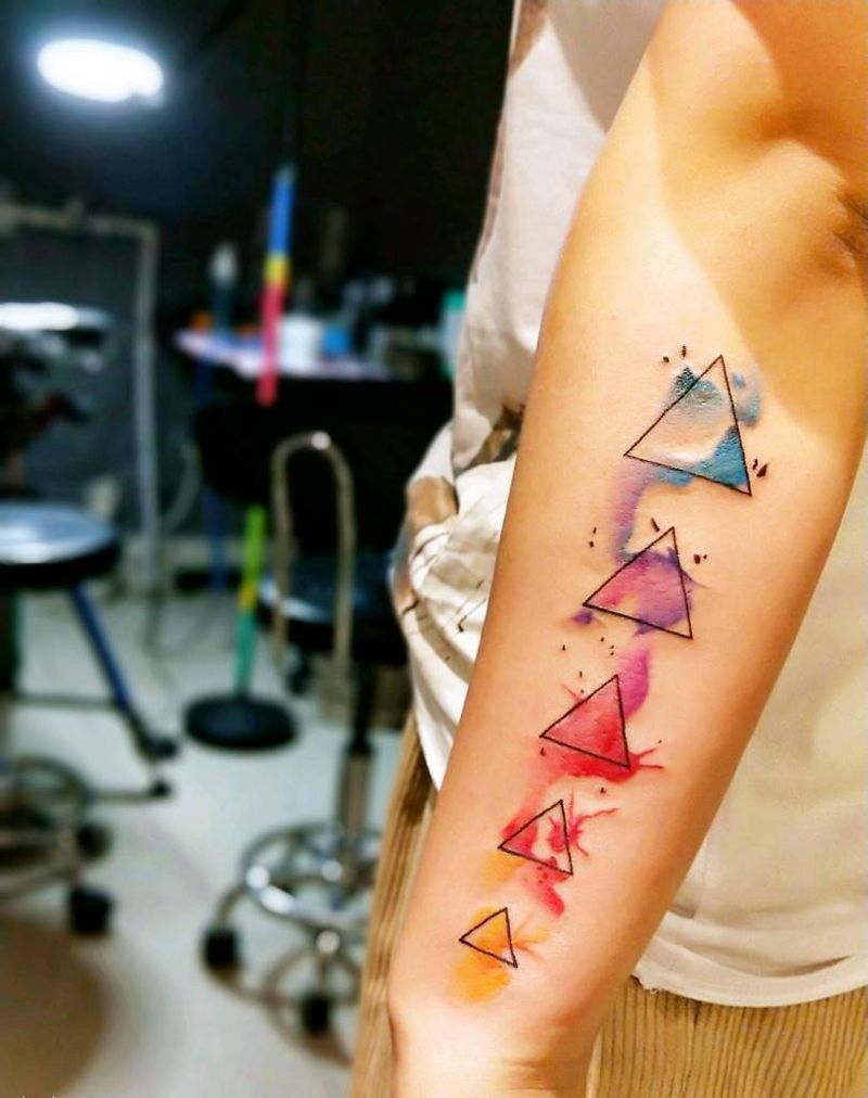 水彩纹身图片_手臂水彩纹身图案