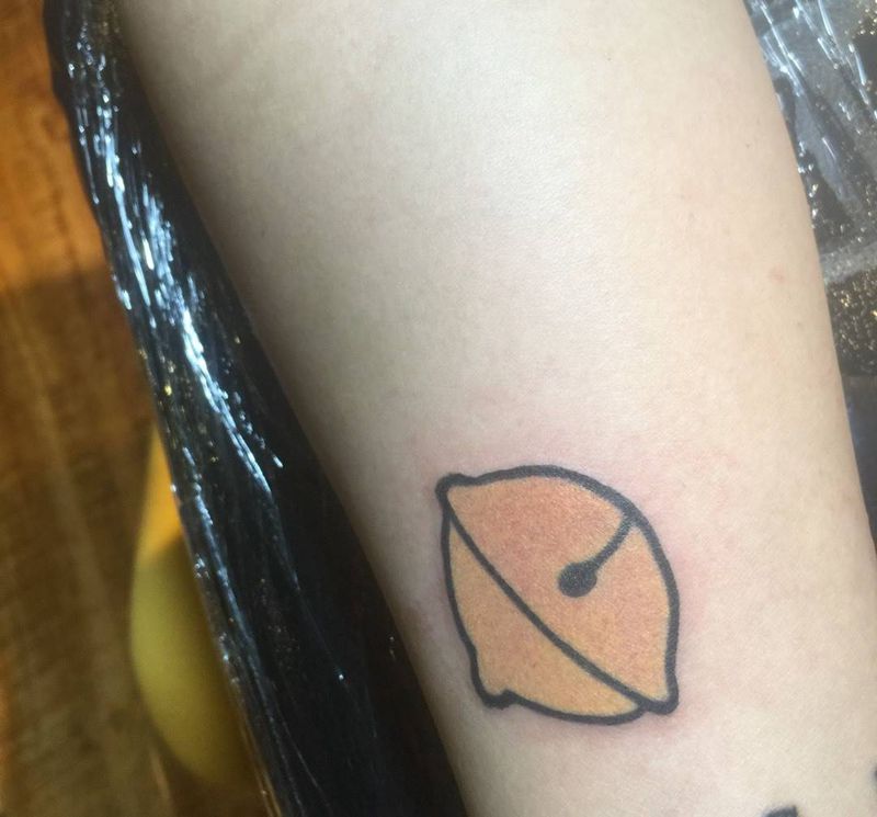 小铃铛纹身图片_成品手臂清新纹身图案