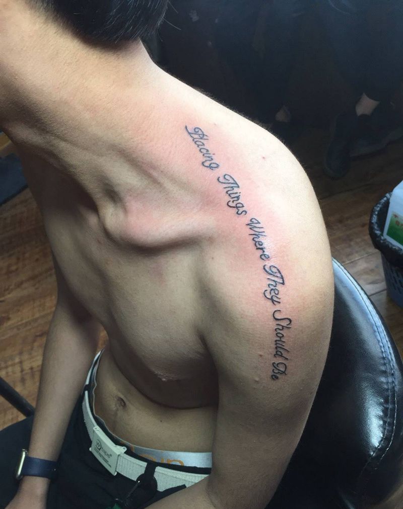 肩膀英文纹身图片