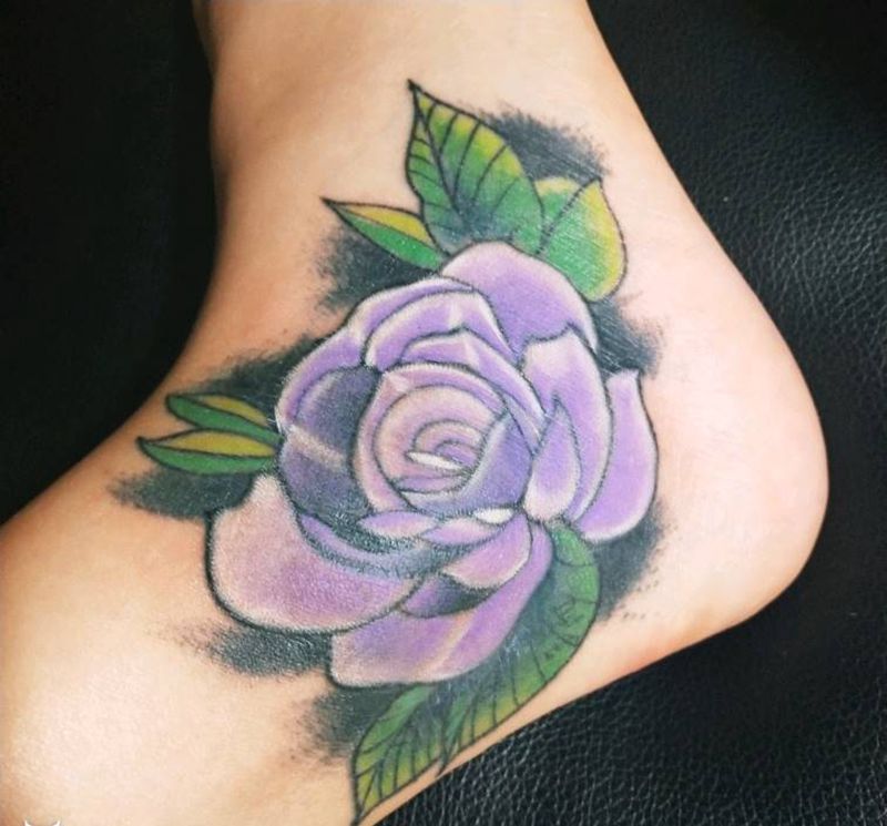 new school玫瑰纹身图片_脚部New School纹身图案