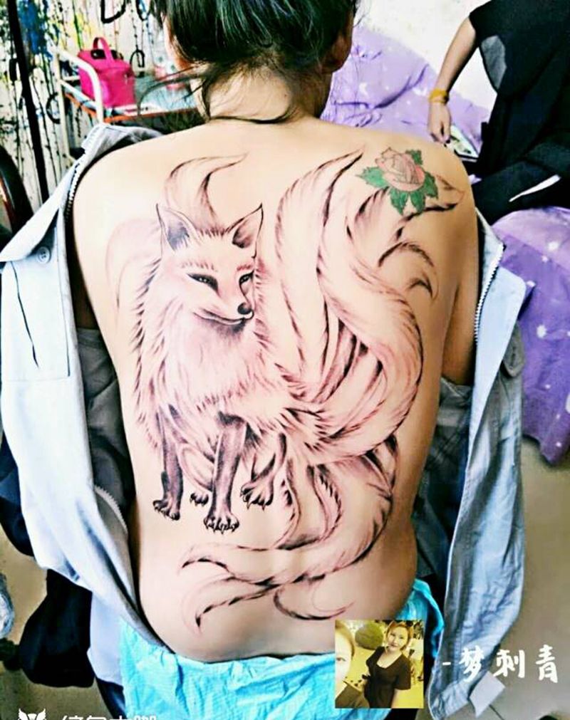 背部纹身纹身图片_背部欧美传统肖像写实动物人物植物成品纹身图案