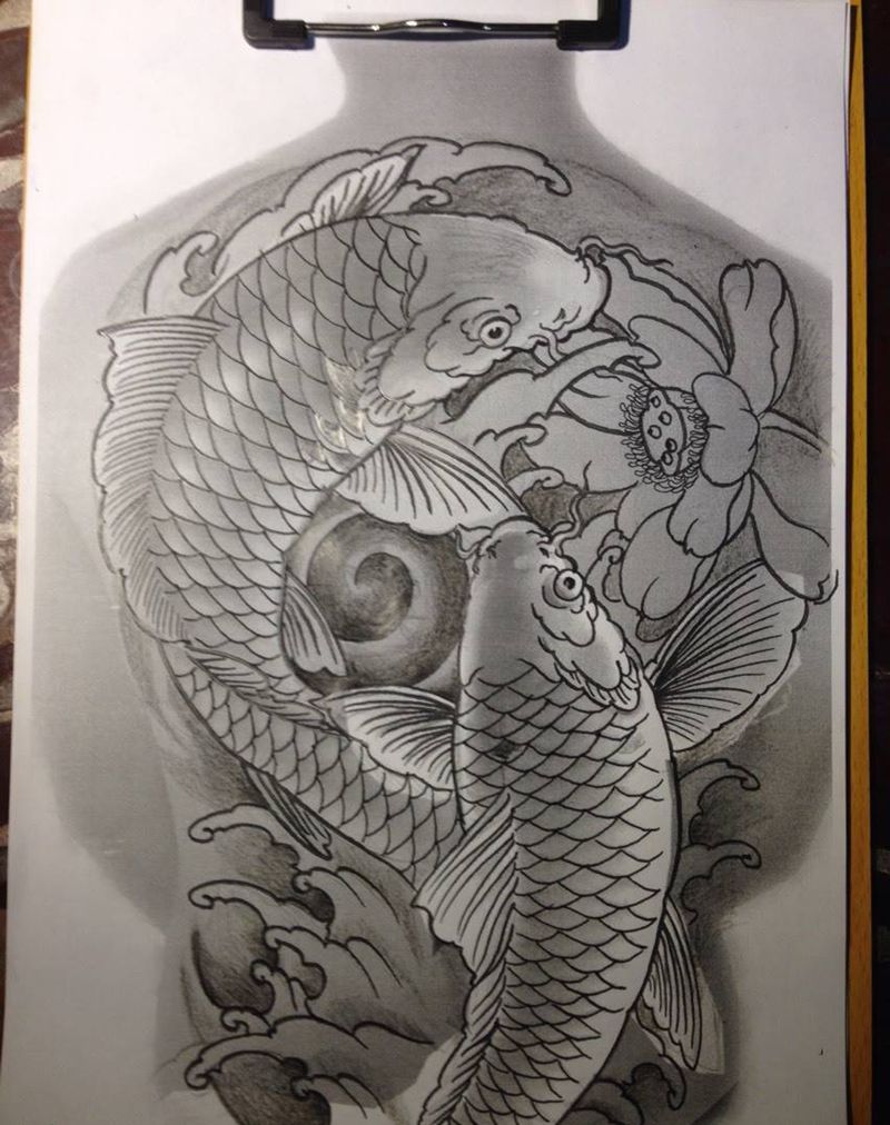 双鱼纹身图片_成品背部传统国画动物原创纹身图案