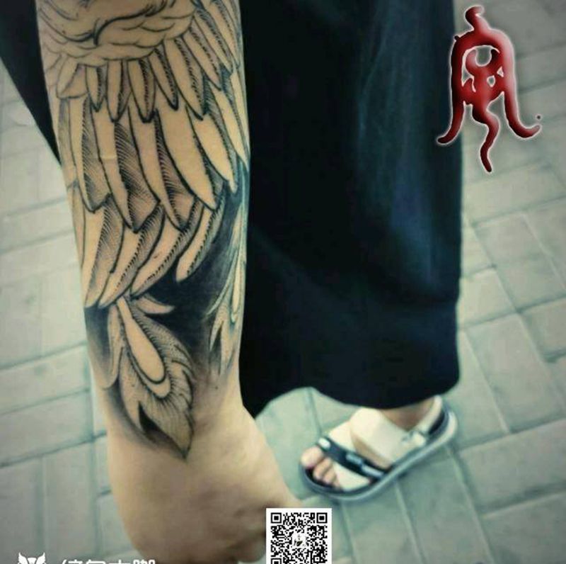 凤凰遮盖纹身图片_宇刺青遮盖旧图修改修改设计未完成纹身图案