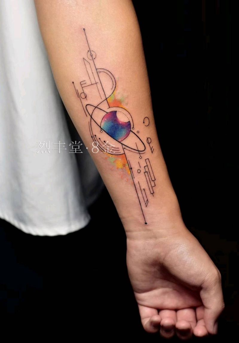 太空之音纹身图片_手臂水彩几何星空水彩音符纹身图案