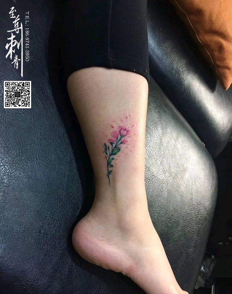 小清新纹身图片_腿部水墨纹身图案