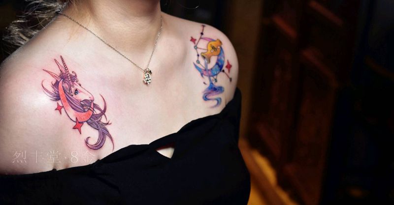 星座与属相纹身图片_胸部肩部New School水彩独角兽水瓶座肩部纹身图案