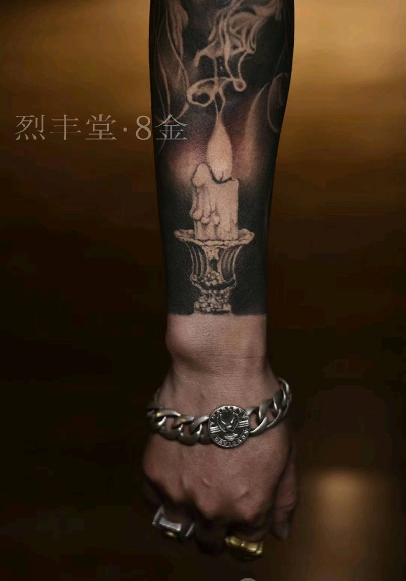 哈雷态度纹身图片_手臂欧美写实哈雷机车摩托车纹身图案