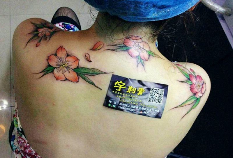 小樱花遮盖白癜风纹身图片_颈部肩部背部清新遮盖宇刺青成品手稿纹身图案