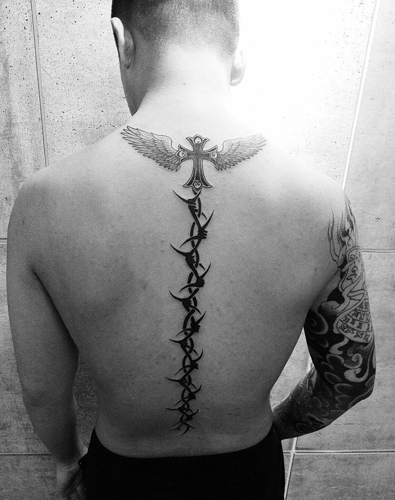 康纳纹身图片_成品颈部腰部清新贴纸图腾手部背部写实纹身图案