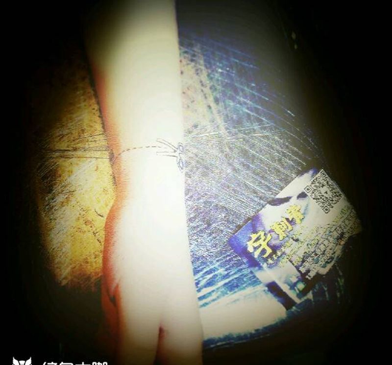 情侣的不同感纹身图片