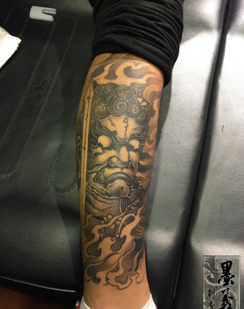 冥王纹身图片_成品脚部肖像清新传统鬼神纹身图案