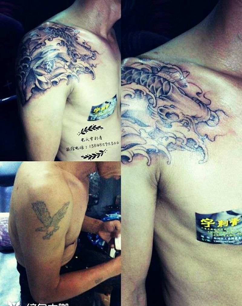 鱼遮盖纹身图片_肩部臀部传统动物修改遮盖成品手稿纹身图案