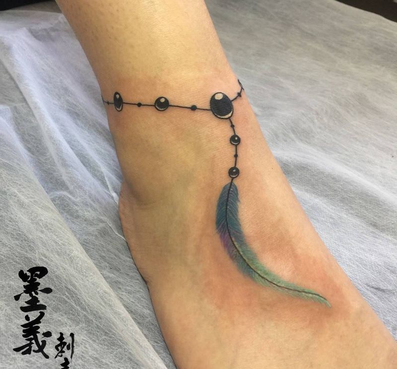 脚链纹身图片_背部腰部人物成品手稿插画纹身图案