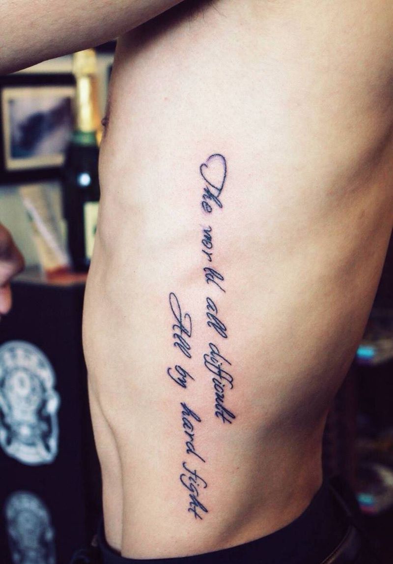 小字母纹身图片