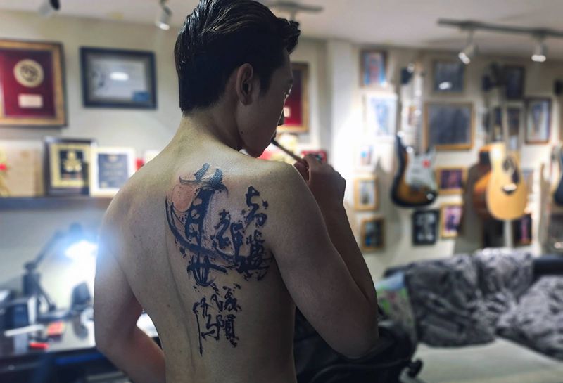 北京工作纹身图片_包克图刘宇纹身图案
