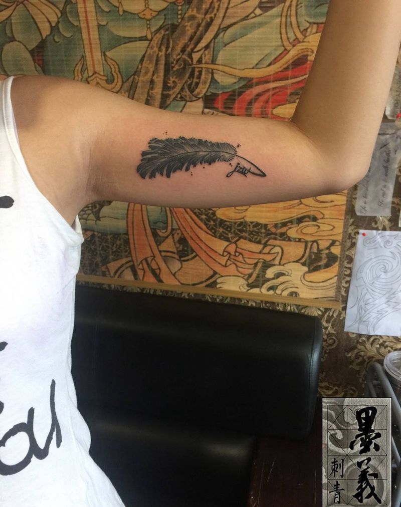 羽纹身图片_清新成品手臂动物纹身图案