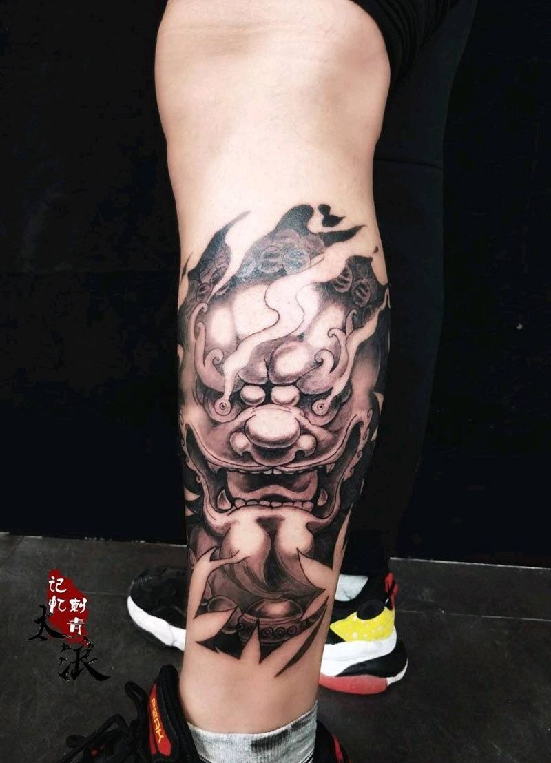 唐狮纹身图片_腿部新传统纹身图案