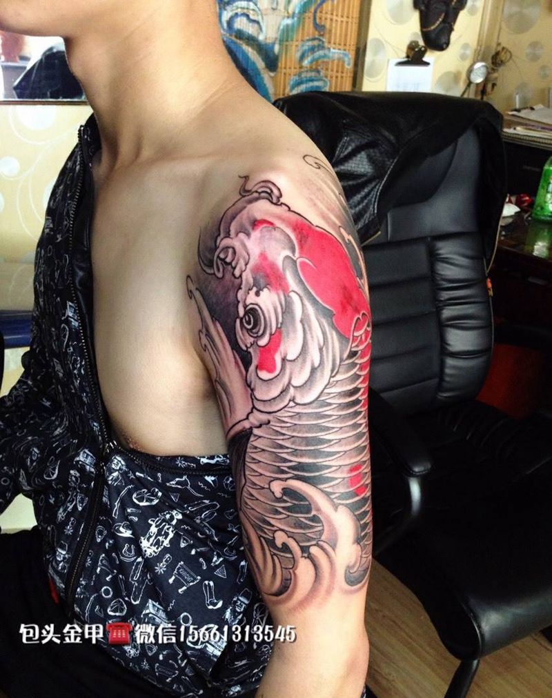 包大臂锦鲤纹身图片