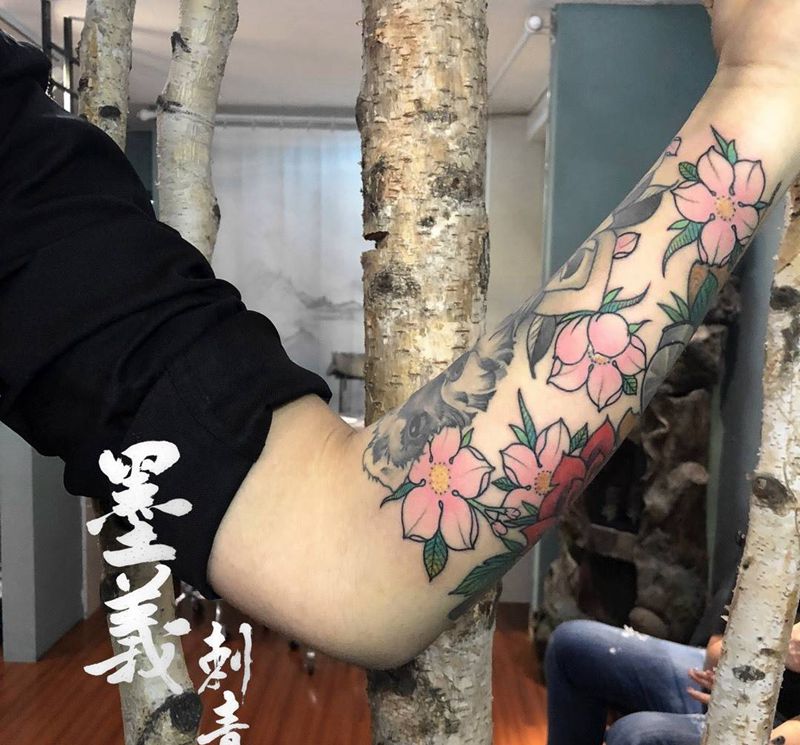 樱花纹身图片_肩部New SchoolOld School纹身图案