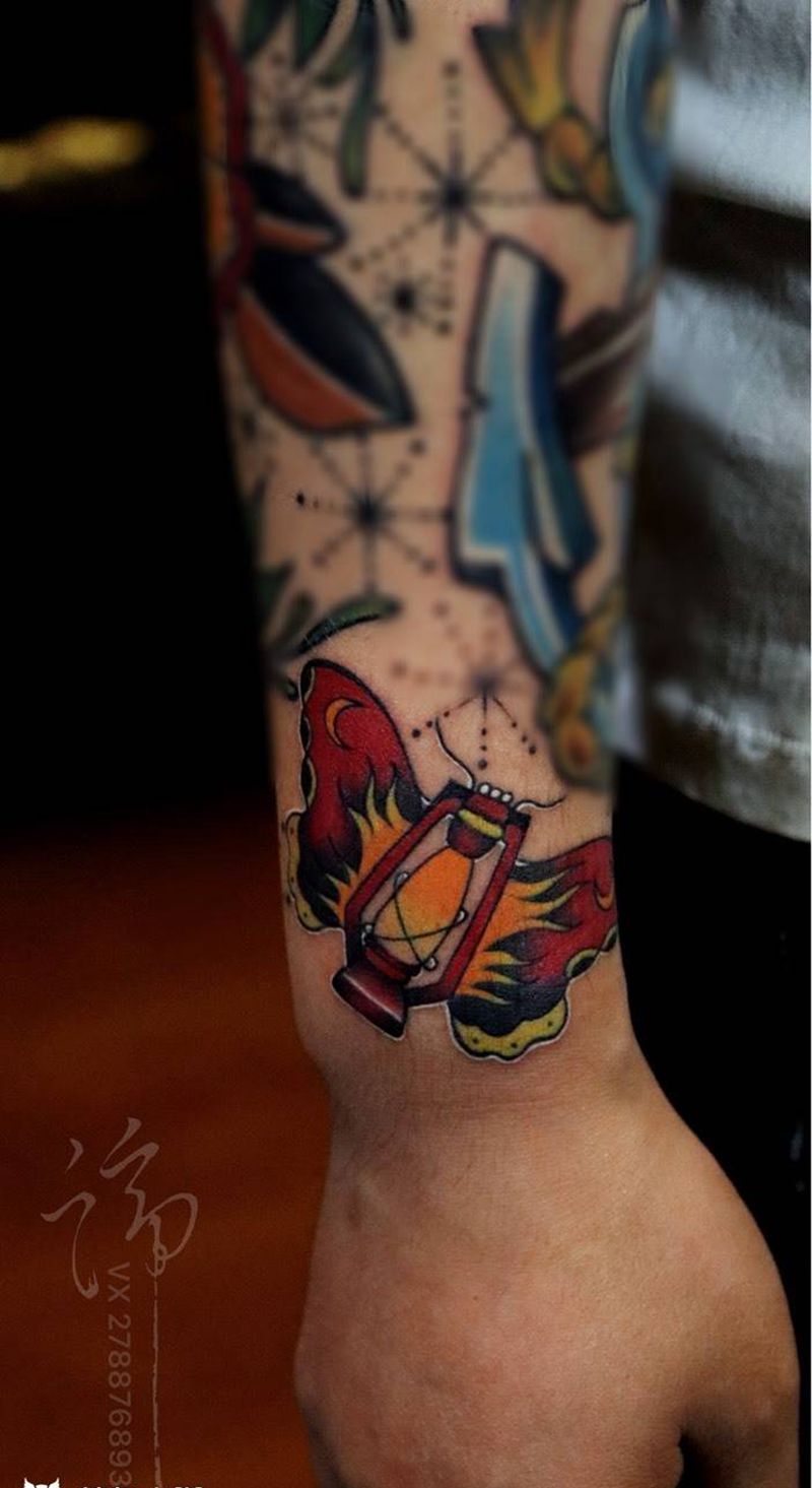 四顾纹身图片_成品颈部腹部手臂腿部清新欧美静物纹身图案