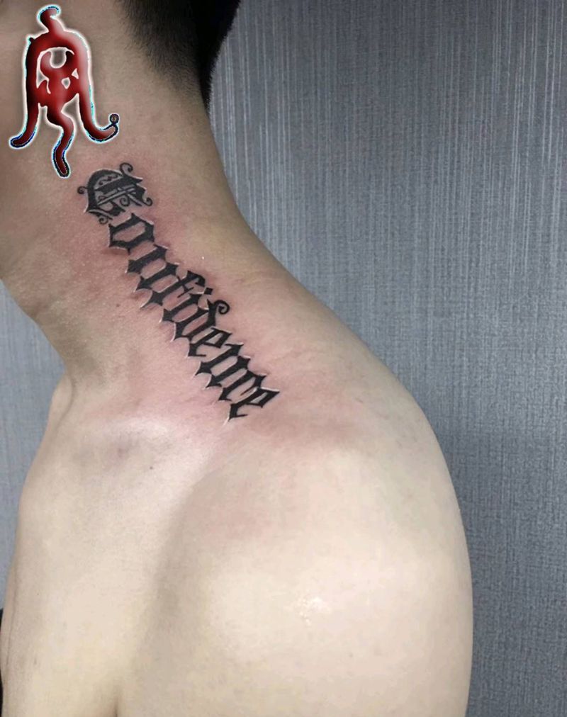 小字母纹身图片