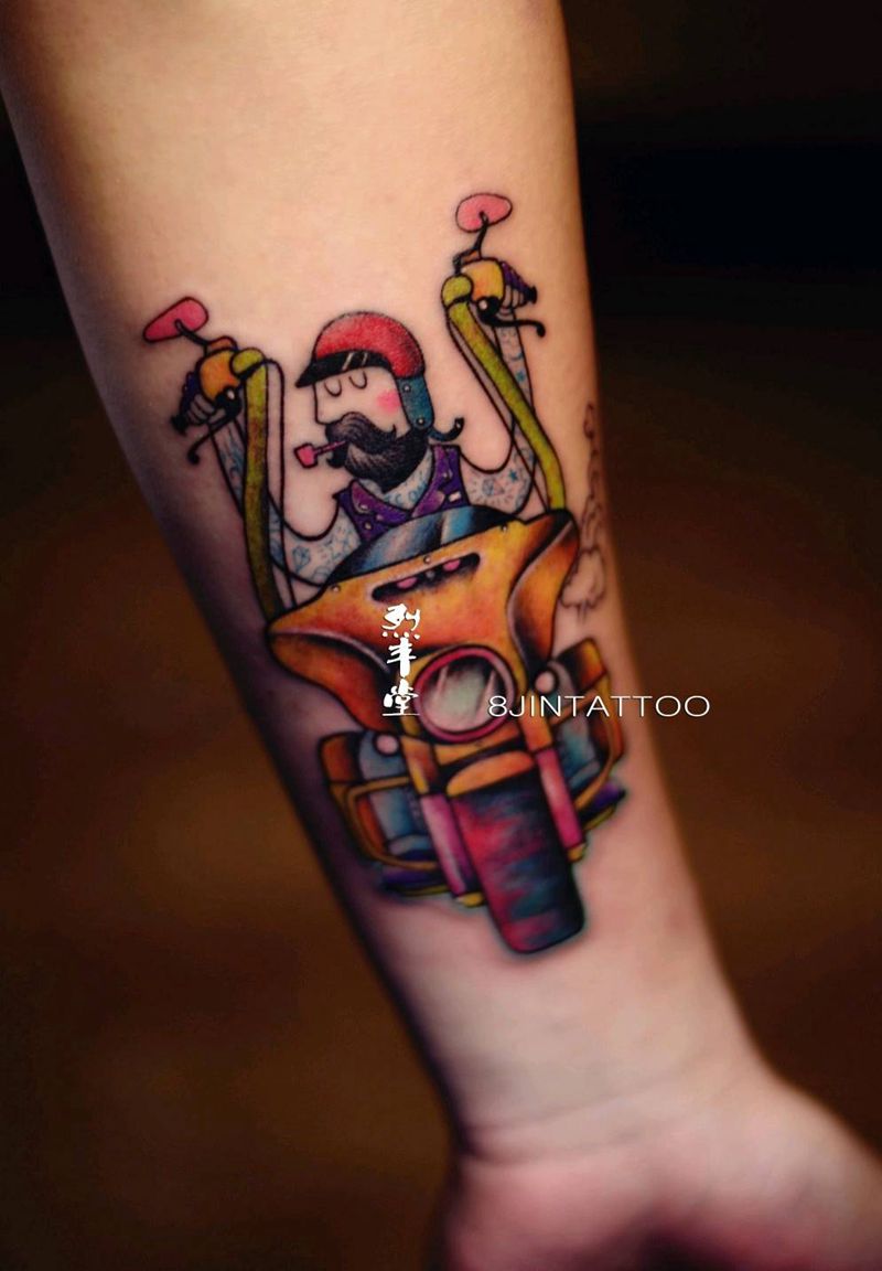 逍遥骑士纹身图片_手臂New SchoolOld School哈雷大滑翔卡通纹身图案