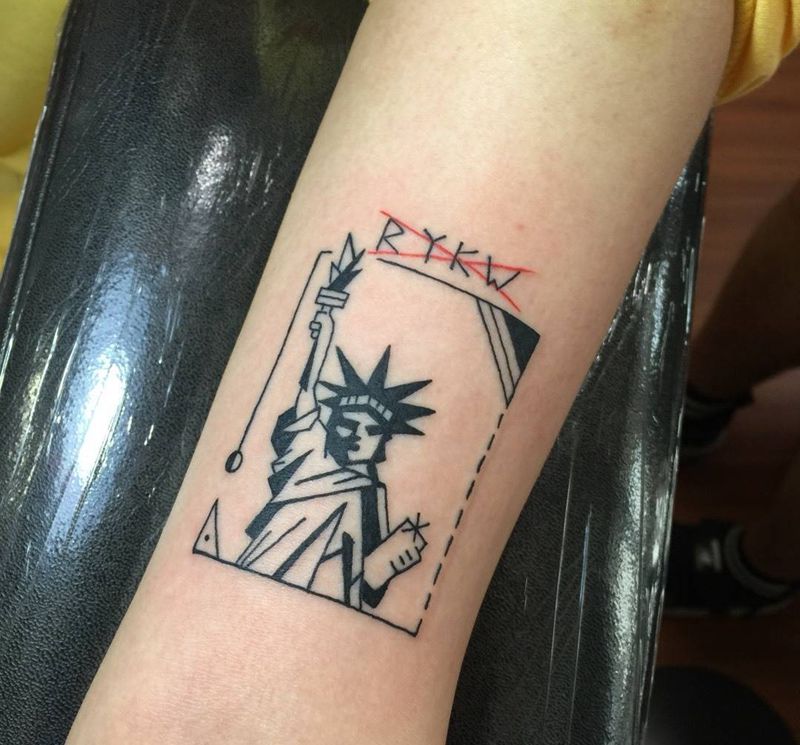 火炬手纹身图片