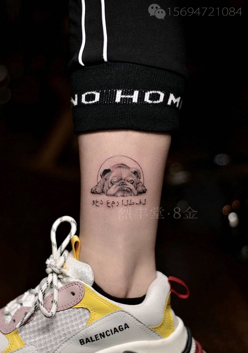 英斗纹身纹身图片_腿部点刺英斗小清新宠物纹身图案