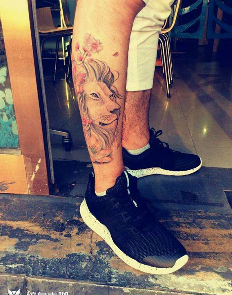 如花狮子头纹身图片_腿部宇刺青修改设计成品纹身图案