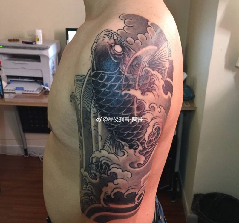 锦鲤纹身图片_原创动物鬼神传统手臂成品手稿纹身图案