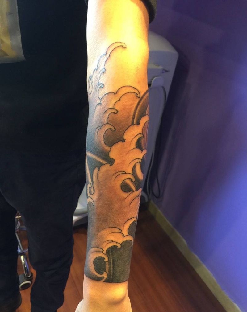 浪花包小臂纹身图片_传统成品手臂原创纹身图案