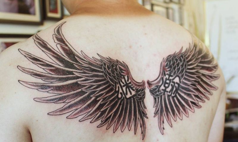 两个孩子的名字➕翅膀纹身图片