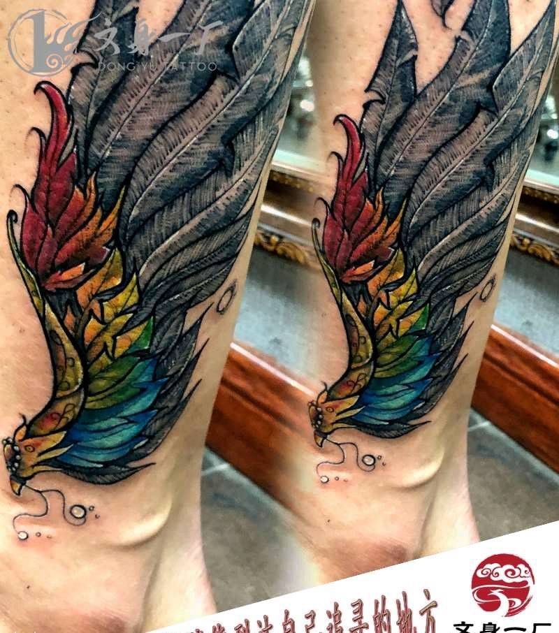 翅膀纹身图片_脚部纹身图案