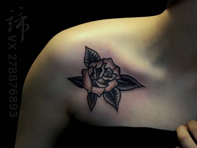 花纹身图片_成品颈部肩部胸部手臂腰部欧美习俗传统植物纹身图案